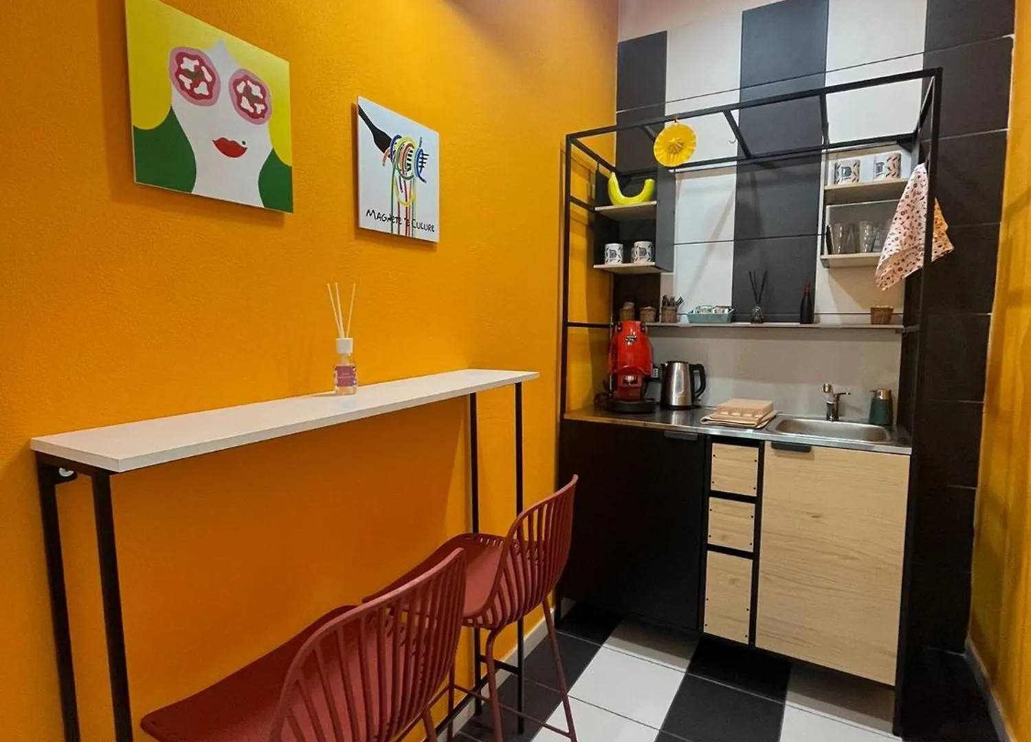 Barrios Napoli Bed & Breakfast