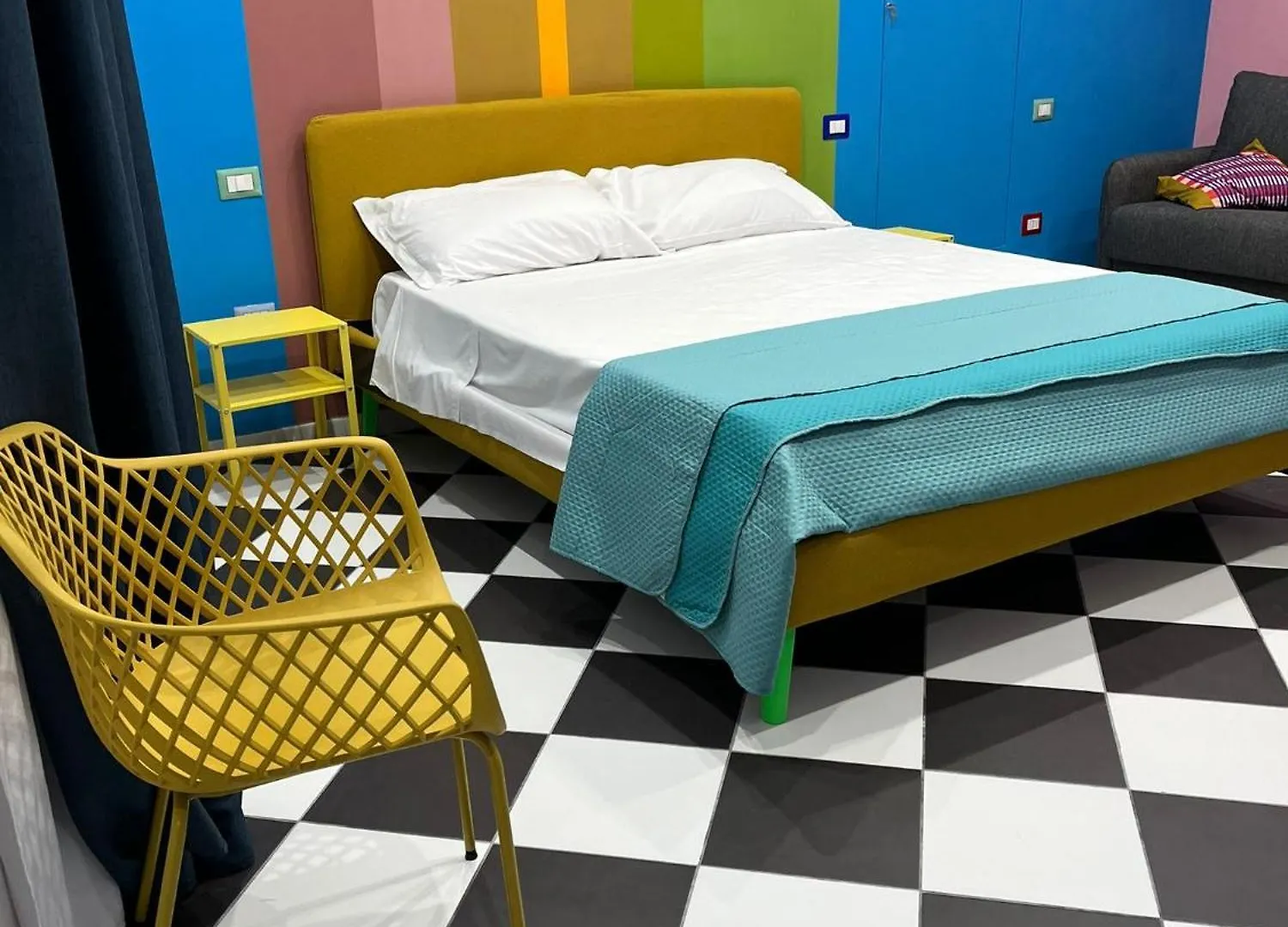 Barrios Napoli Bed & Breakfast イタリア